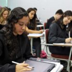 Novo depósito de R$ 200 para estudantes já tem data; veja quem recebe em agosto