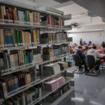 Mãe de Medina dá aval após surfista pedir Isabella Arantes em casamento