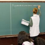 Matrícula online para a EJA facilita volta aos estudos em Florianópolis