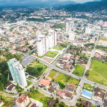 Instituto Natura Brasil analisa Ideb 2025 de escolas 100% integral