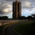 Estudantes querem usar IA para aprender melhor, mas falta orientação, aponta levantamento